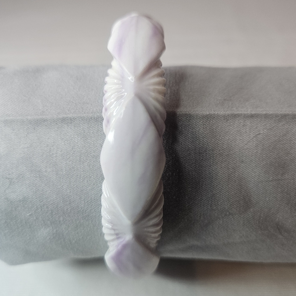 Vintage Purple And White Shell Look Bangle 70s-80s